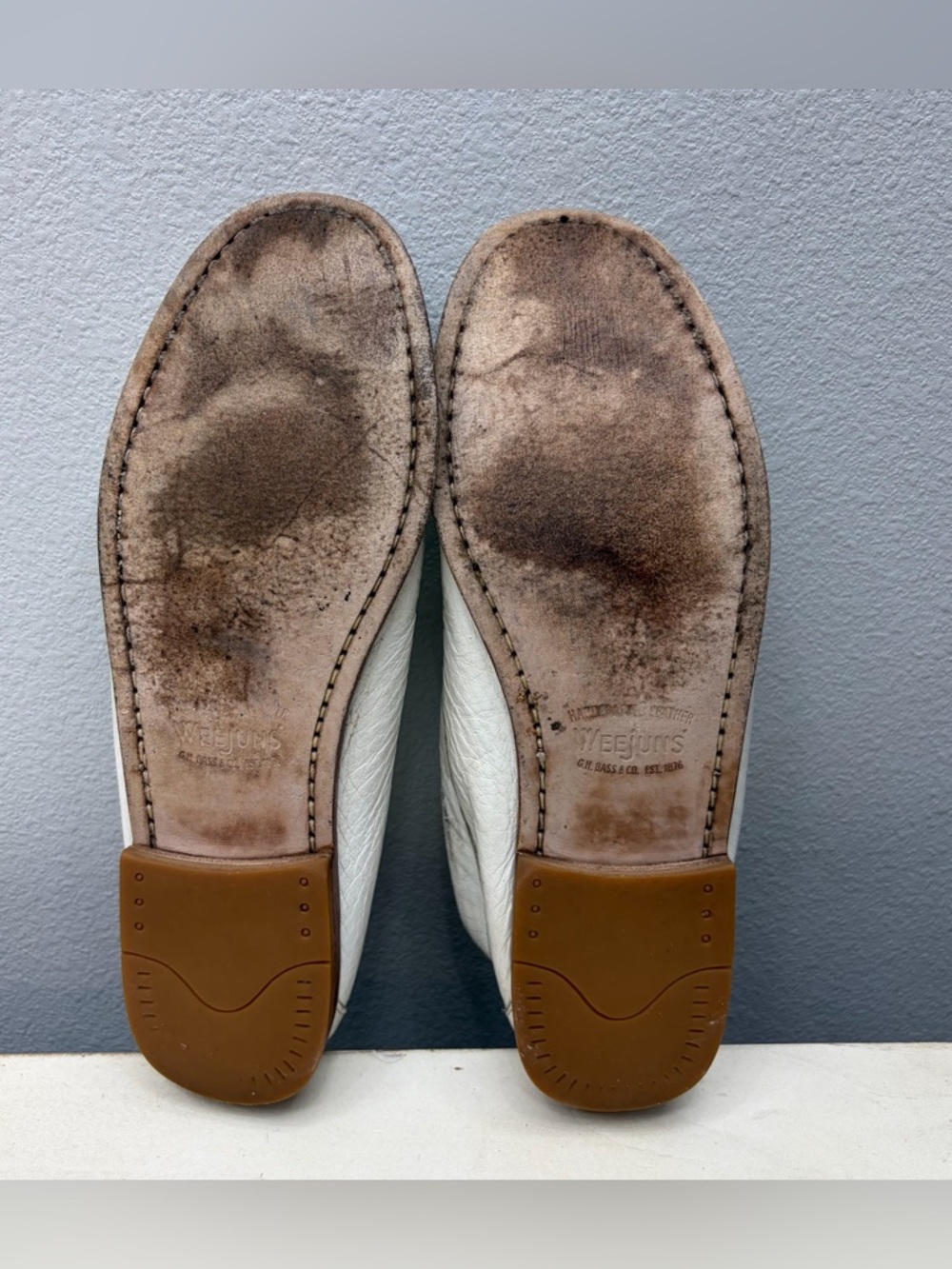 G.H. Bass & Co. Weejuns white leather penny loafers Size 8.5 - Picture 6 of 7